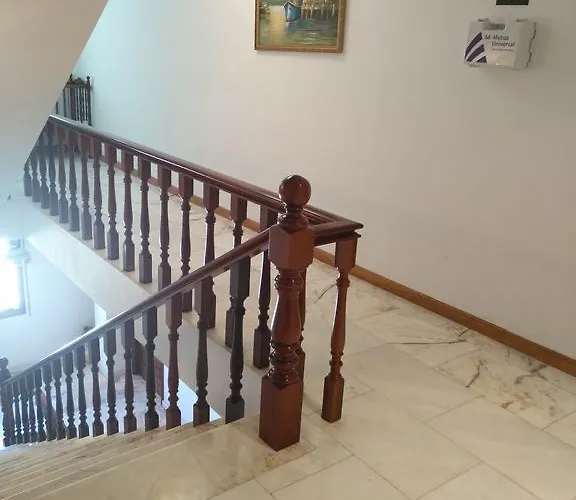 Πανσιόν P Residencia Pividal